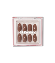 Hot Chocolate Press-on nail kit mit Kleber